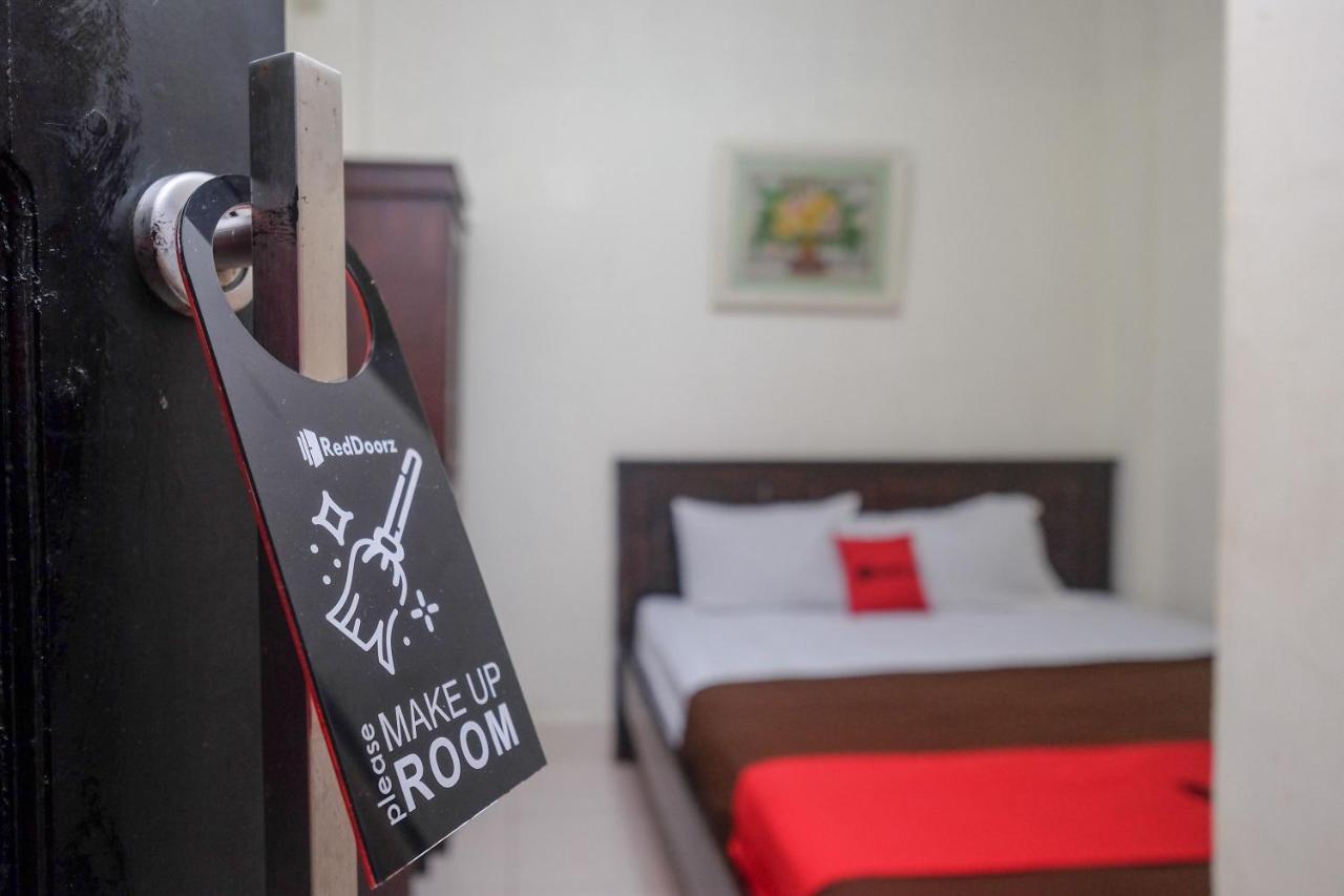 Reddoorz At Hotel Rich Parepare Near Pantai Mattirotasi Eksteriør billede