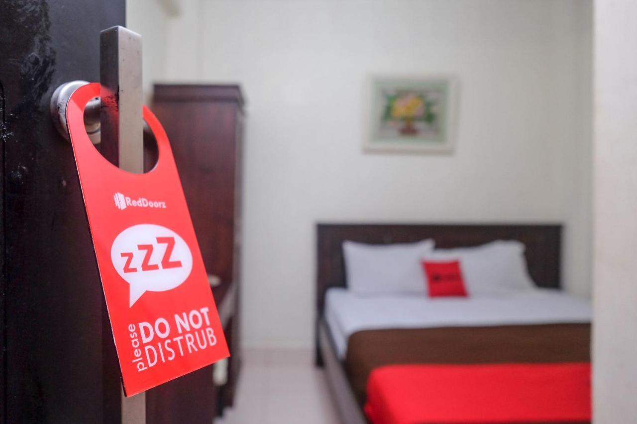 Reddoorz At Hotel Rich Parepare Near Pantai Mattirotasi Eksteriør billede